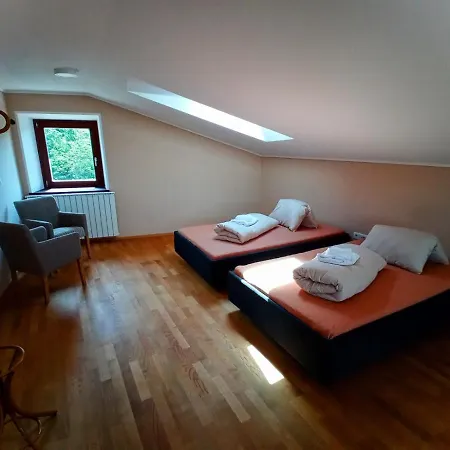 Apartment Friends House *