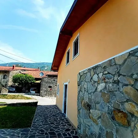 Apartment Friends House